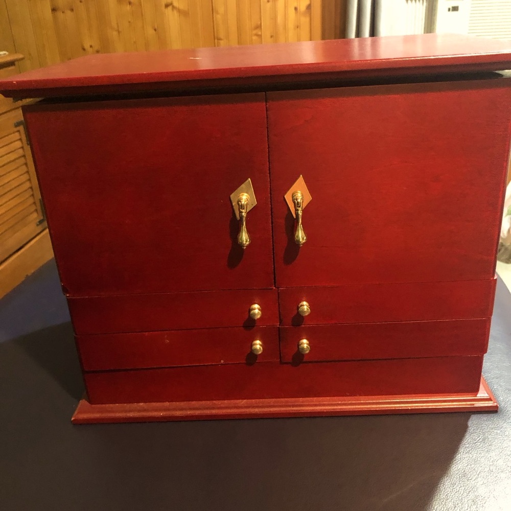 Elegant Cherry Wood Jewelry Box